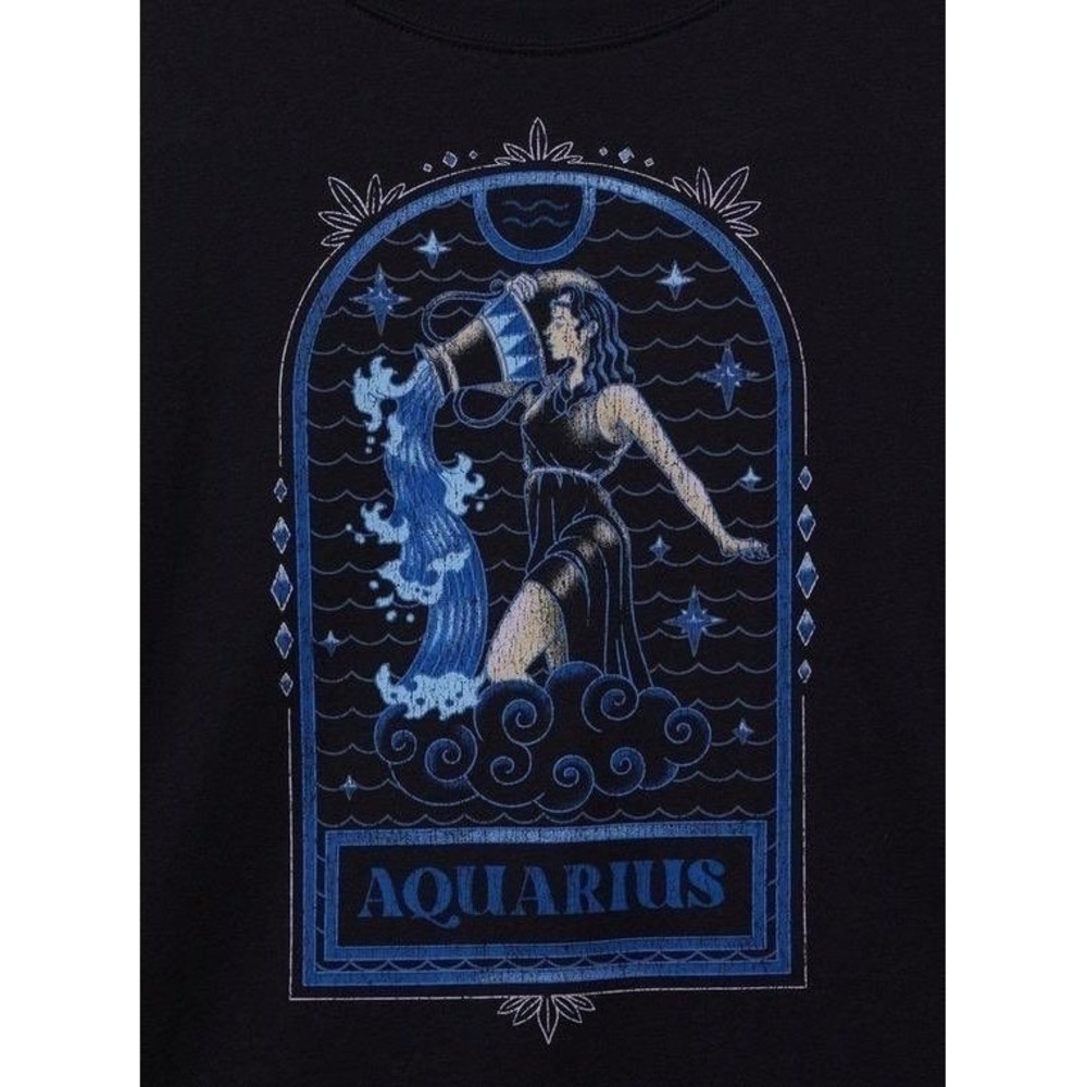 NWT‎ Torrid Aquarius Classic Fit Crew Tee 2X